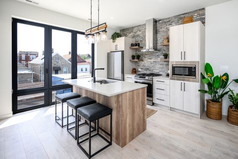 Tiny photo for 2135 W Cermak Road #2S, Chicago, IL 60608 (MLS # 12515624)