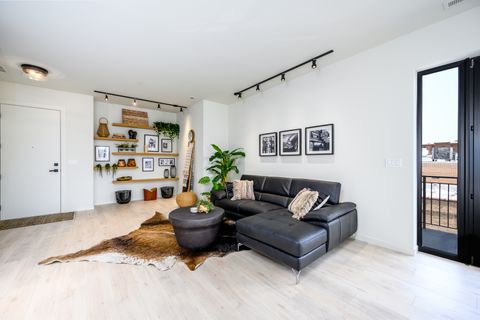 Tiny photo for 2135 W Cermak Road #2S, Chicago, IL 60608 (MLS # 12515624)