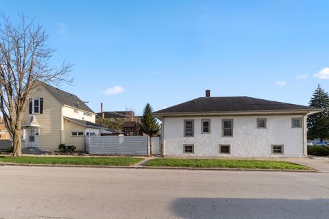 Photo of 719 N 14th Avenue, Melrose Park, IL 60160 (MLS # 12607079)