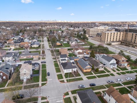 Tiny photo for 719 N 14th Avenue, Melrose Park, IL 60160 (MLS # 12607079)