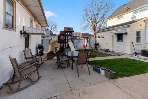 Tiny photo for 719 N 14th Avenue, Melrose Park, IL 60160 (MLS # 12607079)