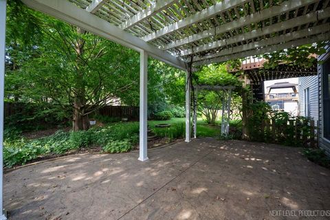 Tiny photo for 1098 Cleveland Avenue, Batavia, IL 60510 (MLS # 12550093)