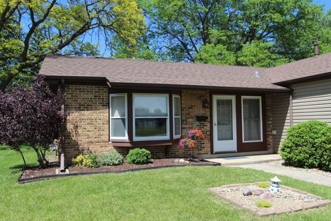 Tiny photo for 206 E Cunningham Drive, Palatine, IL 60067 (MLS # 12654279)