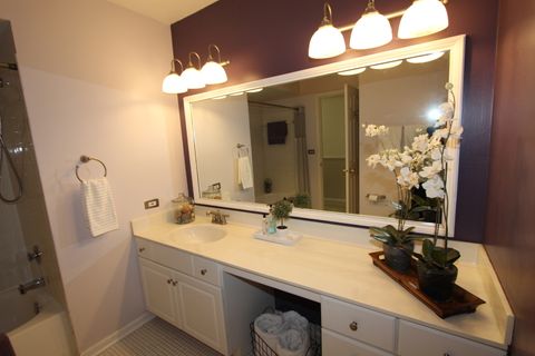 Tiny photo for 206 E Cunningham Drive, Palatine, IL 60067 (MLS # 12654279)