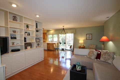 Tiny photo for 206 E Cunningham Drive, Palatine, IL 60067 (MLS # 12654279)
