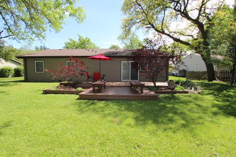 Tiny photo for 206 E Cunningham Drive, Palatine, IL 60067 (MLS # 12654279)