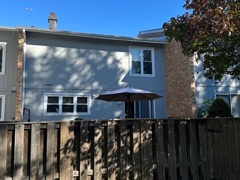 Tiny photo for 224 OAKWOOD Lane, Bloomingdale, IL 60108 (MLS # 12500832)