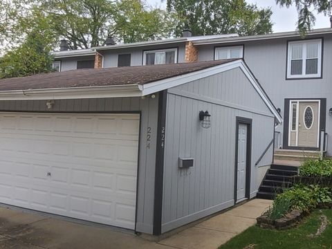 Tiny photo for 224 OAKWOOD Lane, Bloomingdale, IL 60108 (MLS # 12500832)