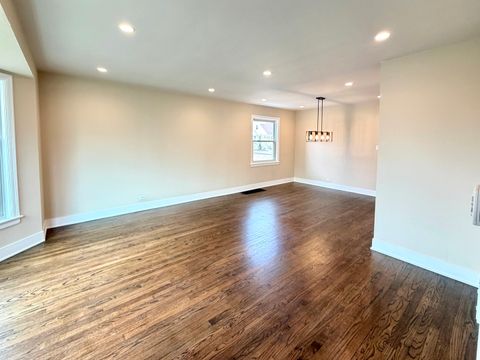 Tiny photo for 6356 W Giddings Street, Chicago, IL 60630 (MLS # 12574335)