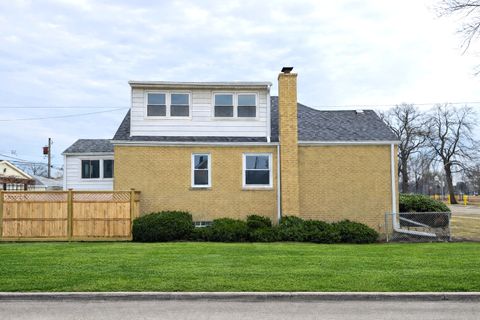 Tiny photo for 6356 W Giddings Street, Chicago, IL 60630 (MLS # 12574335)