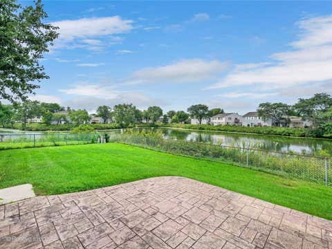 Tiny photo for 1139 Hampshire Court, Schaumburg, IL 60193 (MLS # 12737290)