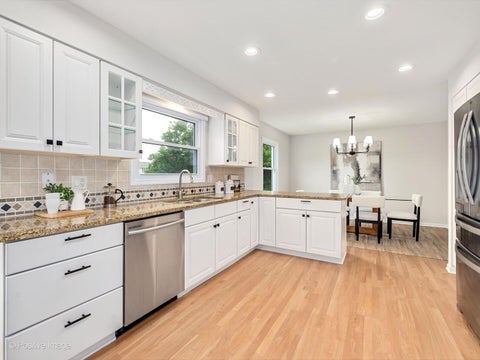 Tiny photo for 1139 Hampshire Court, Schaumburg, IL 60193 (MLS # 12737290)