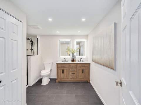 Tiny photo for 1139 Hampshire Court, Schaumburg, IL 60193 (MLS # 12737290)