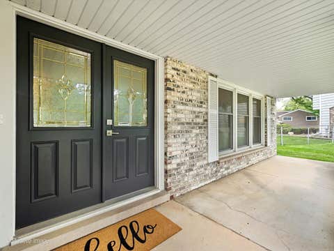 Tiny photo for 1139 Hampshire Court, Schaumburg, IL 60193 (MLS # 12737290)