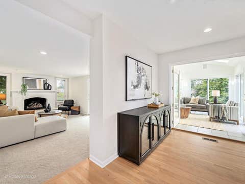 Tiny photo for 1139 Hampshire Court, Schaumburg, IL 60193 (MLS # 12737290)