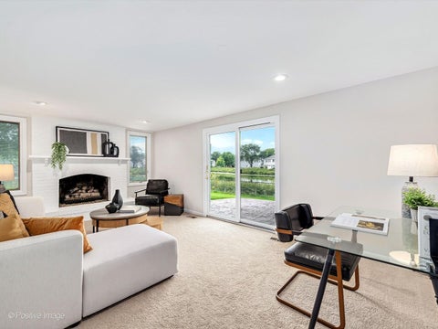 Tiny photo for 1139 Hampshire Court, Schaumburg, IL 60193 (MLS # 12737290)