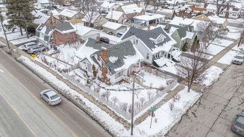 Tiny photo for 1820 Jenkinson Court, Waukegan, IL 60085 (MLS # 12531146)