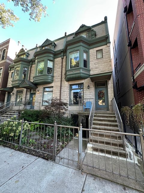 957 W Montana Street 1W Chicago IL 60614