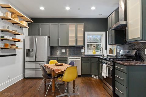 Tiny photo for 2047 Wilmette Avenue, Wilmette, IL 60091 (MLS # 12528592)