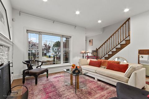 Tiny photo for 2047 Wilmette Avenue, Wilmette, IL 60091 (MLS # 12528592)