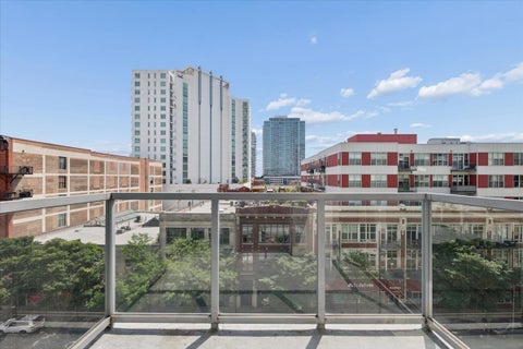 Tiny photo for 1620 S Michigan Avenue #606, Chicago, IL 60616 (MLS # 12768513)