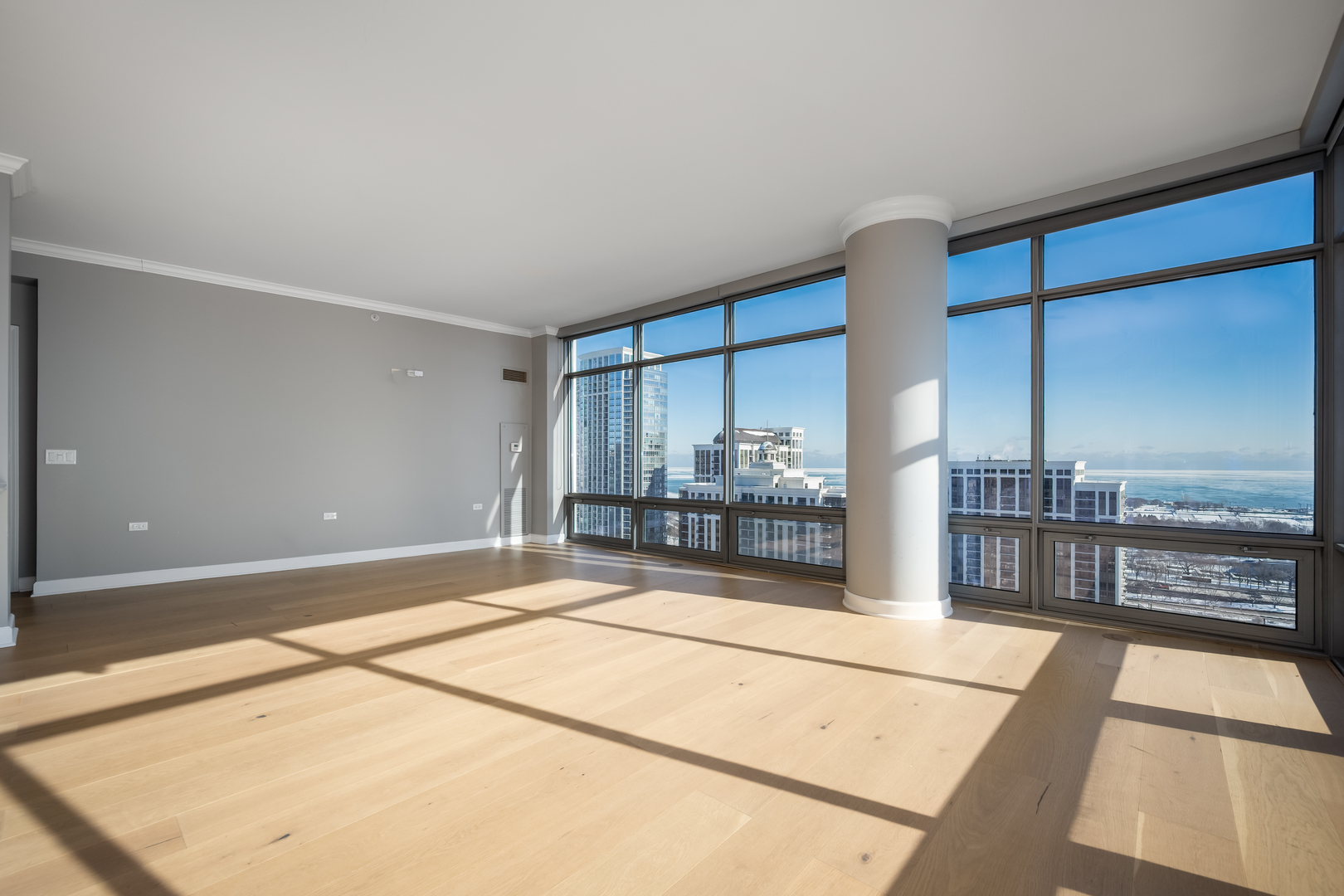 100 E 14th Street 2205