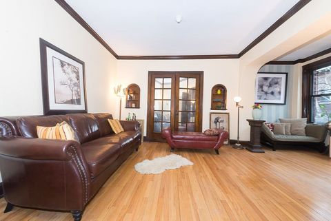 Tiny photo for 508 Madison Street #2S, Oak Park, IL 60302 (MLS # 12522095)