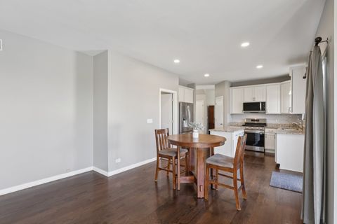 Tiny photo for 197 E Old Mill Trail, Antioch, IL 60002 (MLS # 12486164)