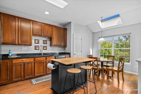 Tiny photo for 1123 Pine Valley Court, Elgin, IL 60124 (MLS # 12737789)