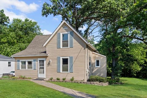 2016 Grove Lane Cary IL 60013