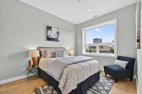 Tiny photo for 1347 W Grand Avenue #4S, Chicago, IL 60642 (MLS # 12646777)