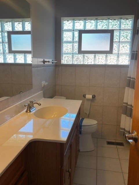 Tiny photo for 733 Caryn Circle, South Holland, IL 60473 (MLS # 12650851)