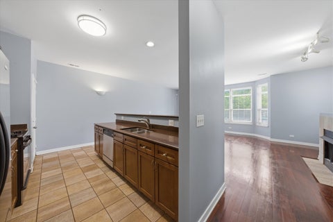 Tiny photo for 4178 S DREXEL Boulevard #2, Chicago, IL 60653 (MLS # 12649733)