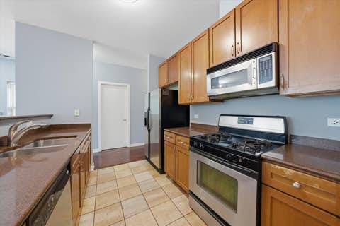 Tiny photo for 4178 S DREXEL Boulevard #2, Chicago, IL 60653 (MLS # 12649733)