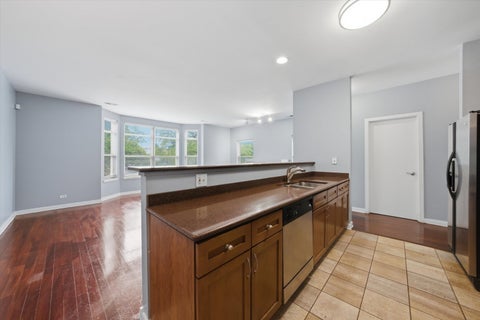Tiny photo for 4178 S DREXEL Boulevard #2, Chicago, IL 60653 (MLS # 12649733)