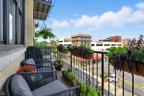 Tiny photo for 1601 W SCHOOL Street #302, Chicago, IL 60657 (MLS # 12432467)