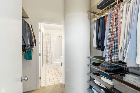 Tiny photo for 1601 W SCHOOL Street #302, Chicago, IL 60657 (MLS # 12432467)