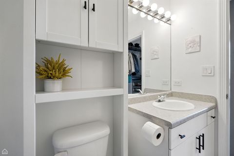 Tiny photo for 1601 W SCHOOL Street #302, Chicago, IL 60657 (MLS # 12432467)