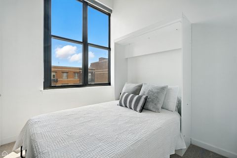 Tiny photo for 1601 W SCHOOL Street #302, Chicago, IL 60657 (MLS # 12432467)