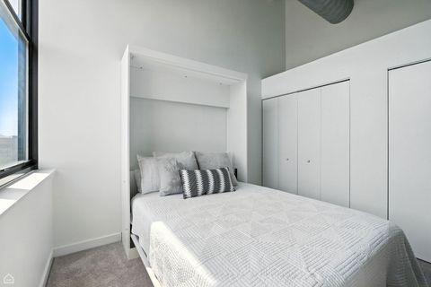 Tiny photo for 1601 W SCHOOL Street #302, Chicago, IL 60657 (MLS # 12432467)