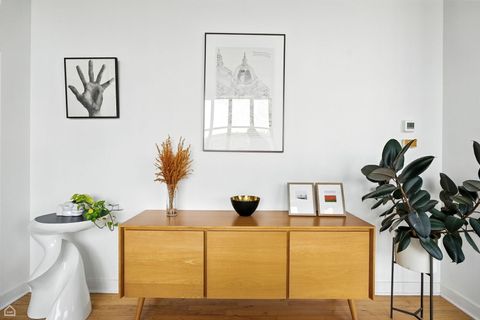 Tiny photo for 1601 W SCHOOL Street #302, Chicago, IL 60657 (MLS # 12432467)