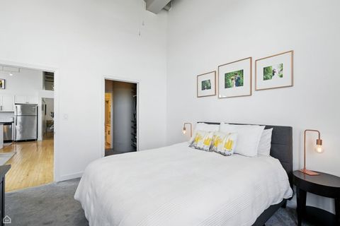Tiny photo for 1601 W SCHOOL Street #302, Chicago, IL 60657 (MLS # 12432467)