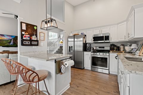 Tiny photo for 21334 Knightbridge Court, Matteson, IL 60443 (MLS # 12435904)