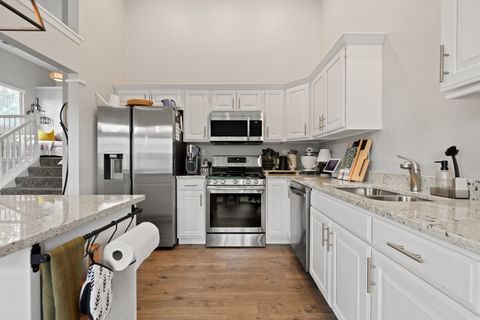 Tiny photo for 21334 Knightbridge Court, Matteson, IL 60443 (MLS # 12435904)