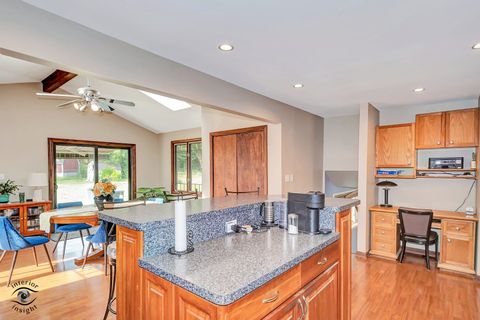 Tiny photo for 8838 Oakwood Drive, Hickory Hills, IL 60457 (MLS # 12453707)