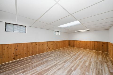 Tiny photo for 18409 Oakwood Avenue, Lansing, IL 60438 (MLS # 12632435)