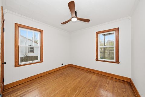 Tiny photo for 18409 Oakwood Avenue, Lansing, IL 60438 (MLS # 12632435)