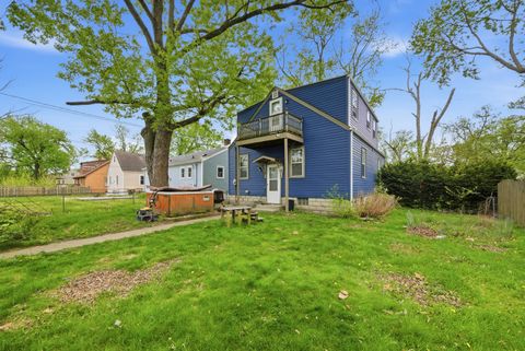 Tiny photo for 18409 Oakwood Avenue, Lansing, IL 60438 (MLS # 12632435)
