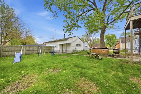 Tiny photo for 18409 Oakwood Avenue, Lansing, IL 60438 (MLS # 12632435)
