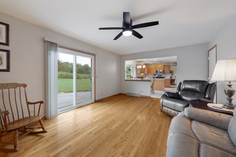 Tiny photo for 15N133 Shirewood Farm Road, Hampshire, IL 60140 (MLS # 12742027)